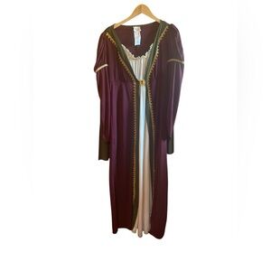 Adult Medieval Fantasy Gown in size 2XL‎